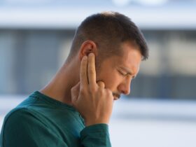 Cómo evitar el dolor de oídos en un vuelo?